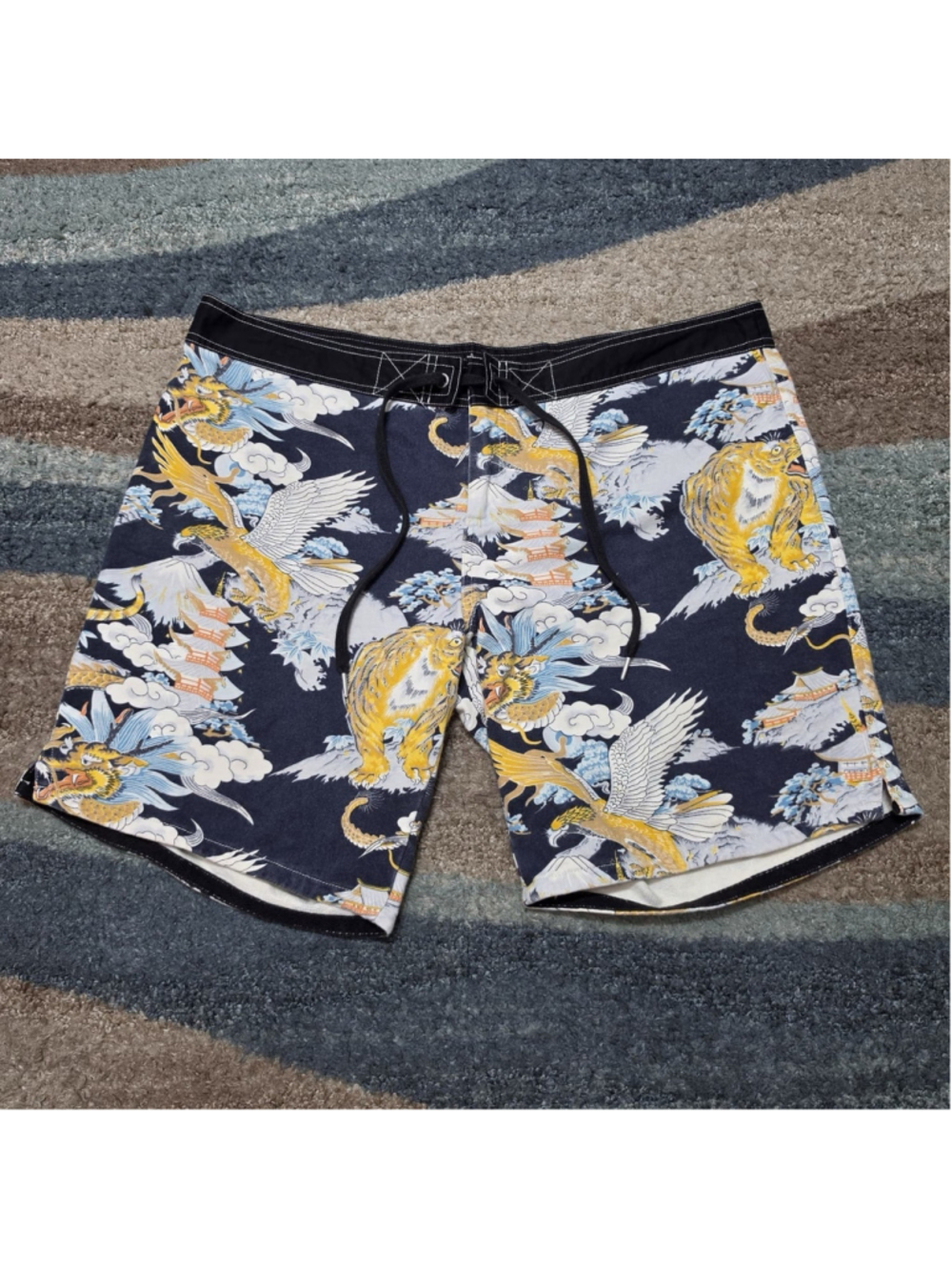Lucky Brand Swim Trunks Mens M Y2K Dragon Tiger Japan Print Board Shorts Vintage